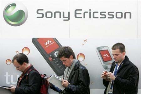 Sony Ericsson Slump Strengthens Buyout Rumors